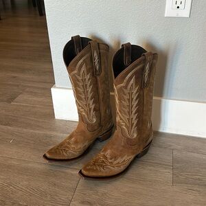 Brown Western Heeled Boots